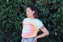 Load image into Gallery viewer, 🌈 Pride es la Neta T-Shirt
